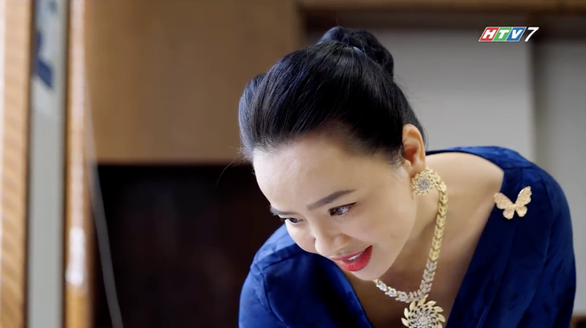 Trò đùa huyết thống: Bà Hồng và tham vọng chiếm đoạt tất cả - Ảnh 2.