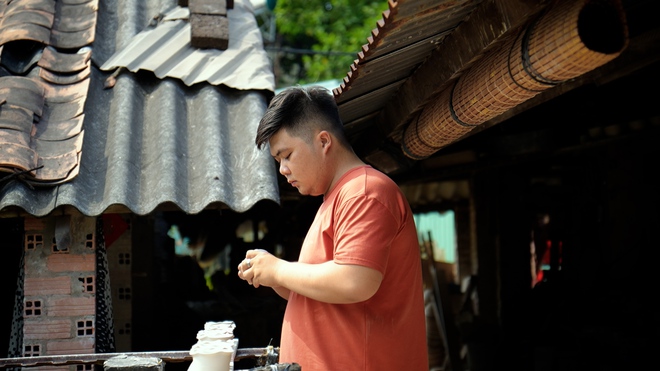 Làng gốm Lái Thiêu ngày giáp tết: Chuyện giữ lửa nghề của 2 thế hệ - Ảnh 8.