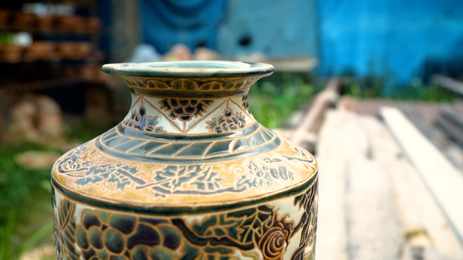 Làng gốm Lái Thiêu ngày giáp tết: Chuyện giữ lửa nghề của 2 thế hệ - Ảnh 11.