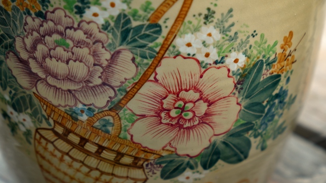 Làng gốm Lái Thiêu ngày giáp tết: Chuyện giữ lửa nghề của 2 thế hệ - Ảnh 13.