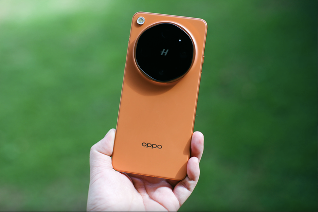 Oppo đang đảo ngược công thức giành thị phần của điện thoại Trung Quốc - Ảnh 1.