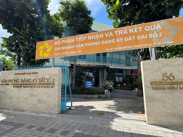 Người dân hiện có thể ngồi ở nhà làm thủ tục nhà đất- Ảnh 1.