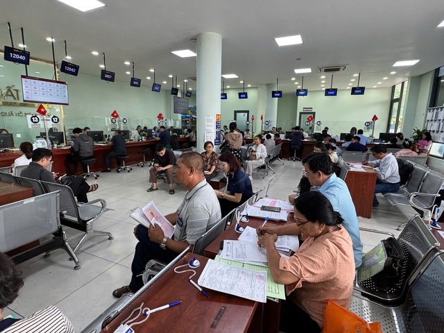Người dân hiện có thể ngồi ở nhà làm thủ tục nhà đất- Ảnh 2.