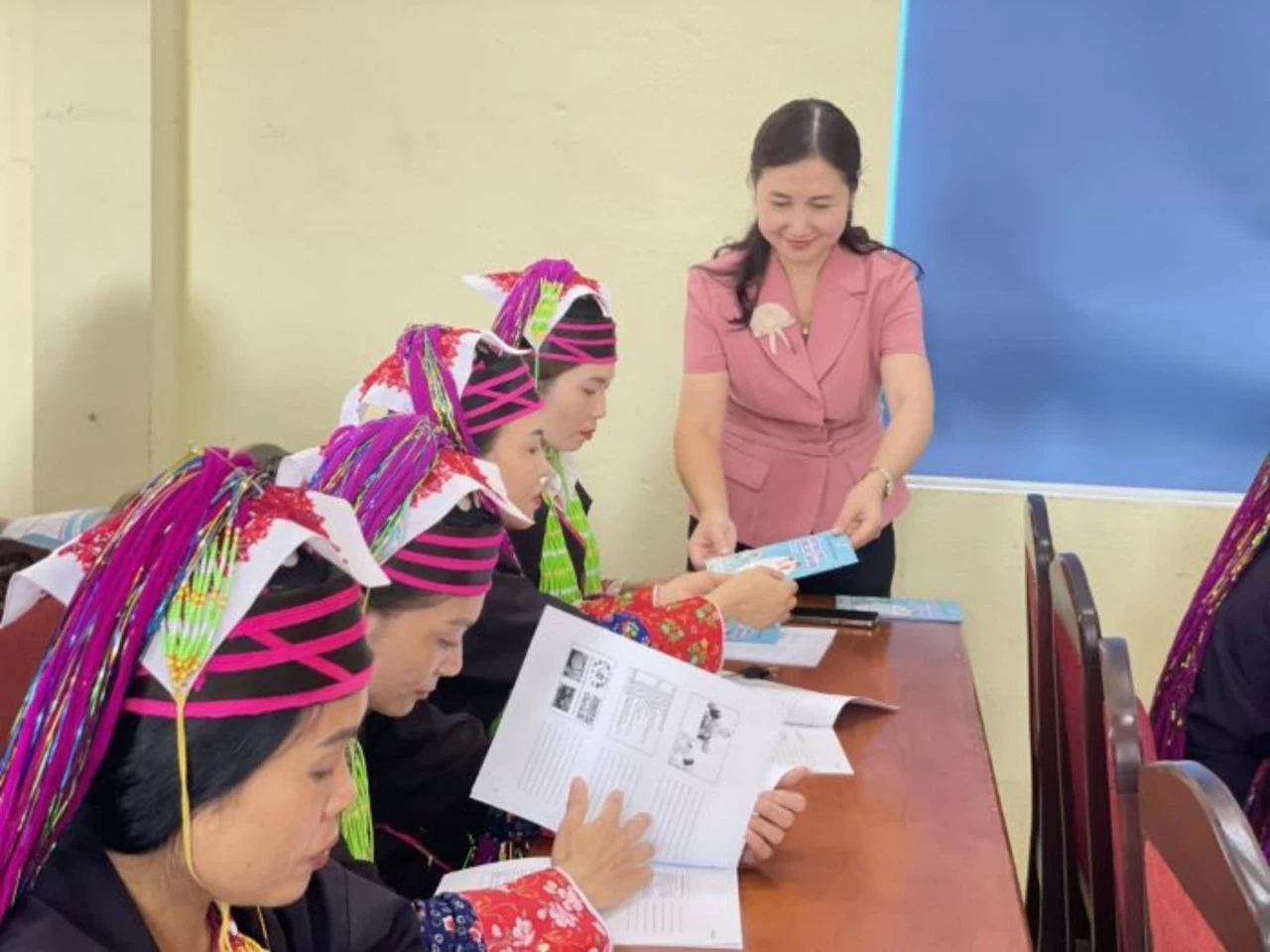 Quyền tiếp cận công lý cho phụ nữ và trẻ em gái
