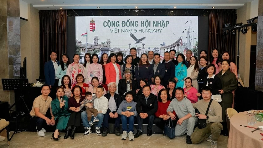 Cộng đồng hội nhập của người Việt tại Hungary Cộng đồng hội nhập của người Việt tại Hungary