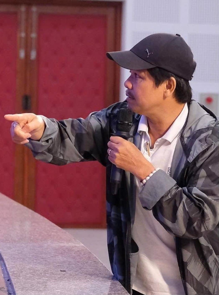 NSƯT đạo diễn Hoàng Duẩn dồn sức cho chương trình nghệ thuật 