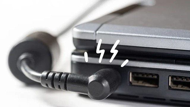 5 thói quen âm thầm giết chết pin laptop ai cũng mắc phải - Ảnh 1.