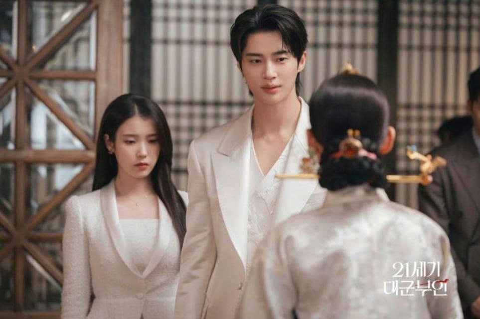“Perfect Crown”: Từ kì vọng bom tấn đến làn sóng đòi hủy phim - ảnh 2