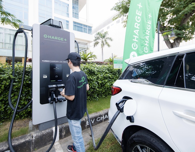 Grab ra mắt siêu tiện ích xóa tan mọi nỗi lo sạc cho tài xế xe điện- Ảnh 1.