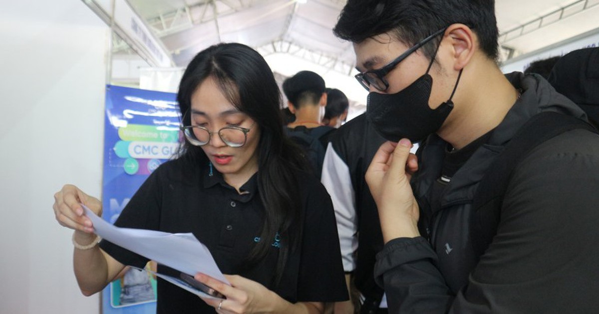 Sợ bị rớt, ứng viên quá tay thổi phồng CV xin việc và cái kết bất ngờ...