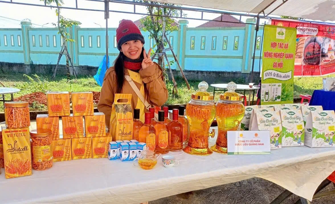 Na trhu se prodává lyofilizovaný jogurt. Foto: VAN PHIN