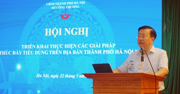 Door de 'drie pijlers' van groei te activeren, streeft Hanoi naar een groei van het bruto regionaal 