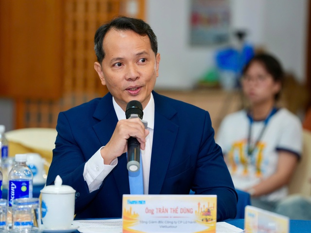 Khách du lịch là 'ví di động' cho kinh tế địa phương- Ảnh 1.