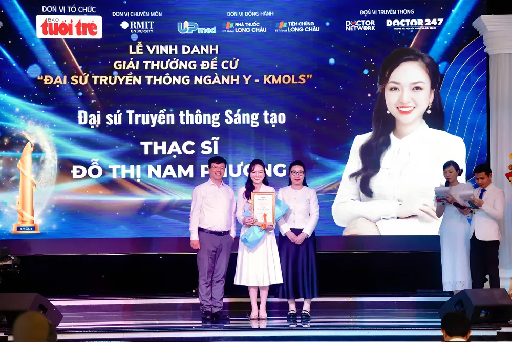 Cik Do Thi Nam Phuong, M.Sc., dari Pusat Perubatan Universiti Bandar Raya Ho Chi Minh, telah diberi penghormatan dengan pencalonan sebagai Duta Komunikasi Kreatif.