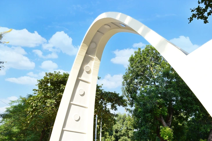 cổng Parabol - Ảnh 2.