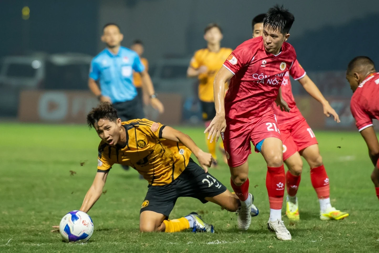 CAHN contre Dong A Thanh Hoa : Le défi ultime au stade Hang Day