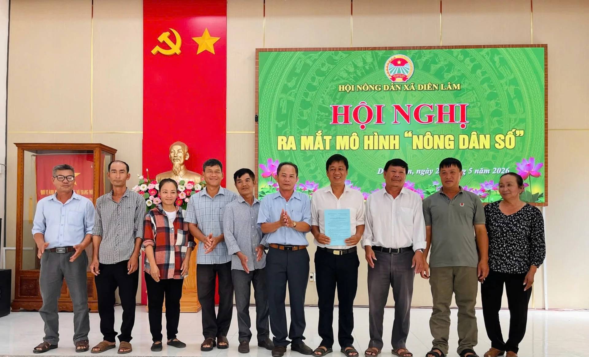 Ra mắt Ban