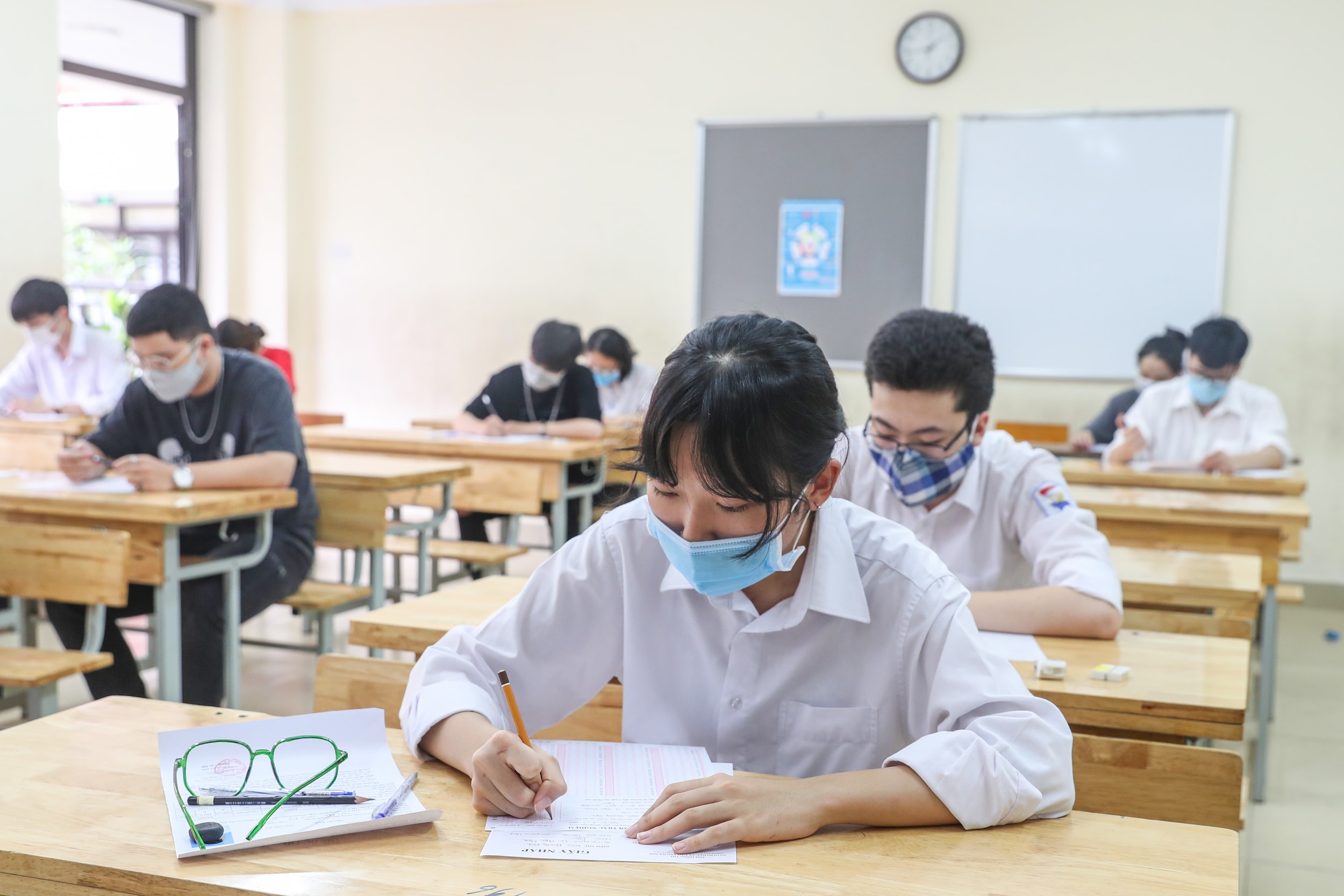 Les élèves seront-ils autorisés à utiliser deux couleurs d'encre différentes lors de l'examen de fin d'études secondaires de 2026 ?