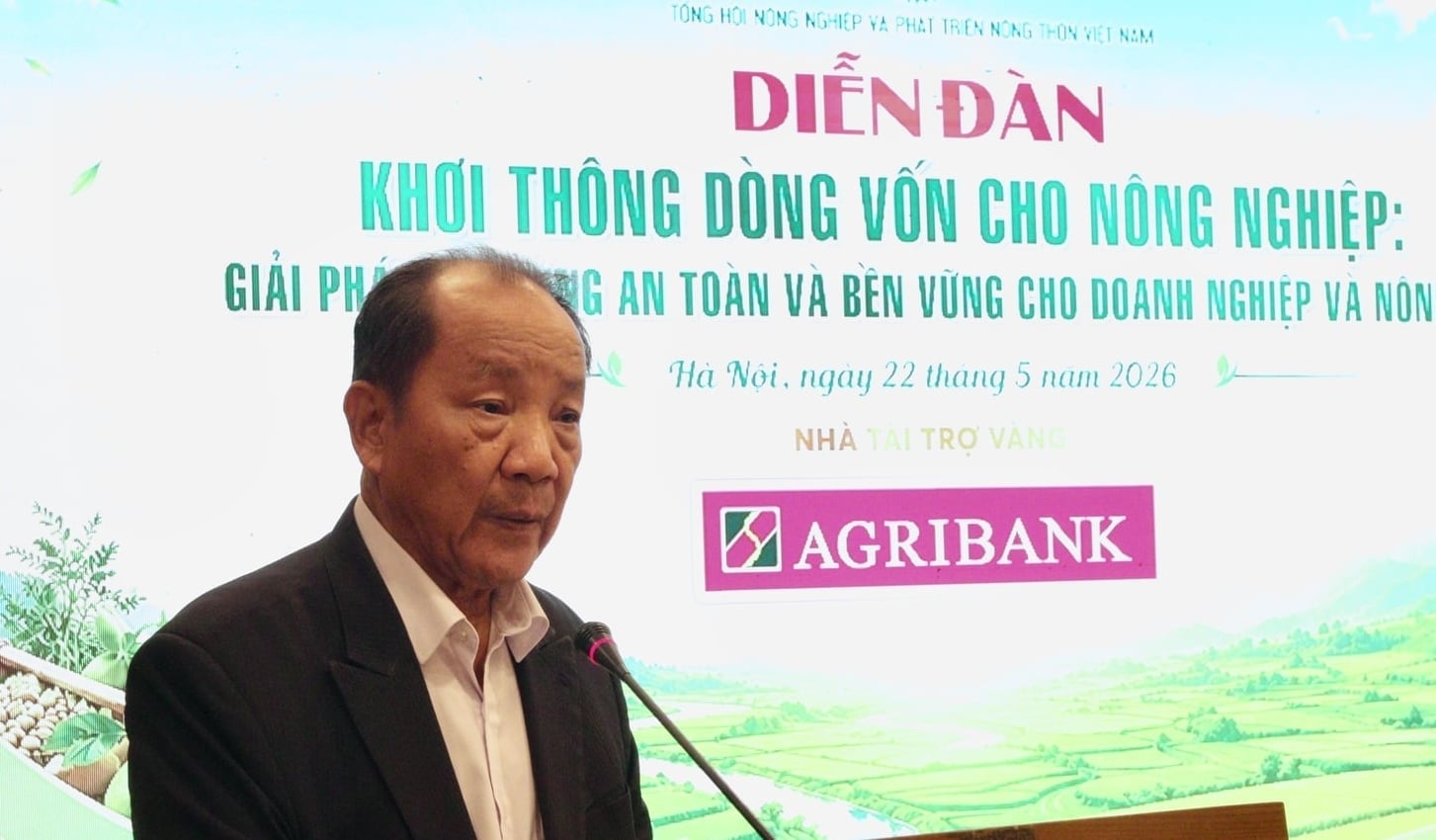 Ông H? Xuân Hùng, Ch? t?ch T?ng h?i Nông nghi?p và Phát tri?n nông thôn Vi?t Nam phát bi?u khai m?c Di?n ?àn. ?nh: Hoài Th?.