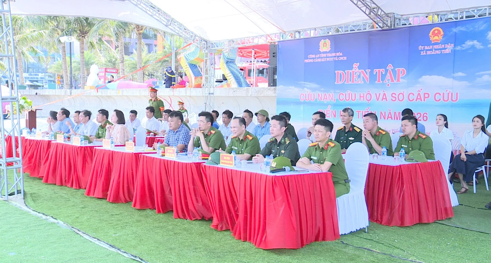 Diễn tập cứu nạn, cứu hộ và sơ cấp cứu biển Hải Tiến
