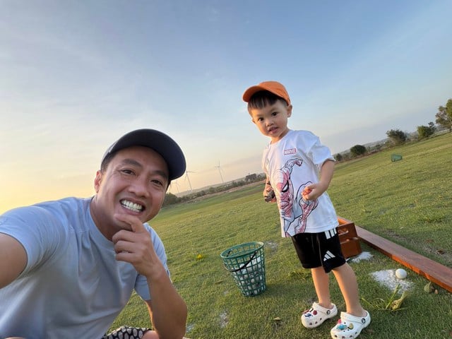 Cường Đô la tình tứ bên Đàm Thu Trang, ở nhà phụ vợ chăm con rất khéo - Ảnh 8.
