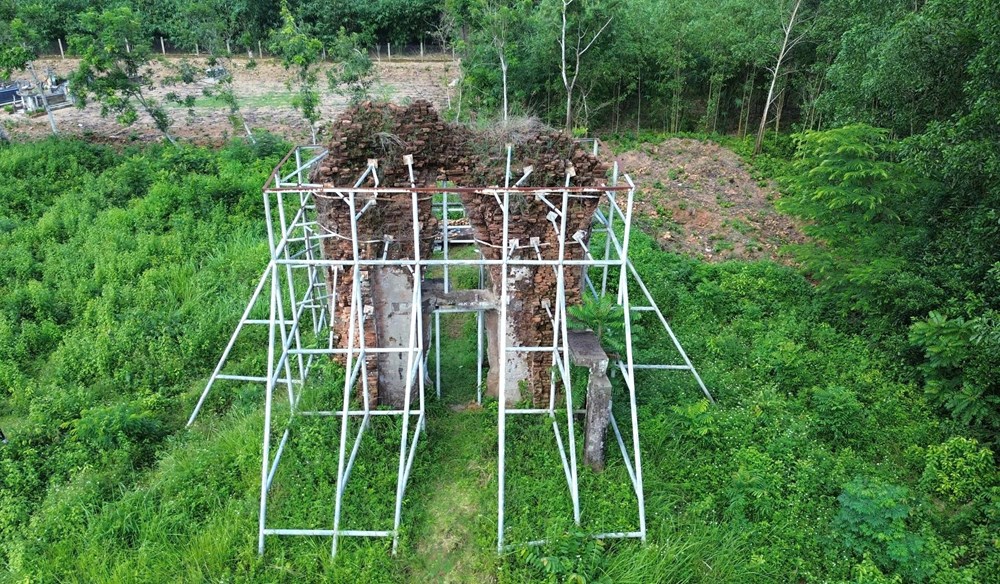 Od „šermířského“ přístupu ke strategii pro oživení posvátného území – obrázek 1
