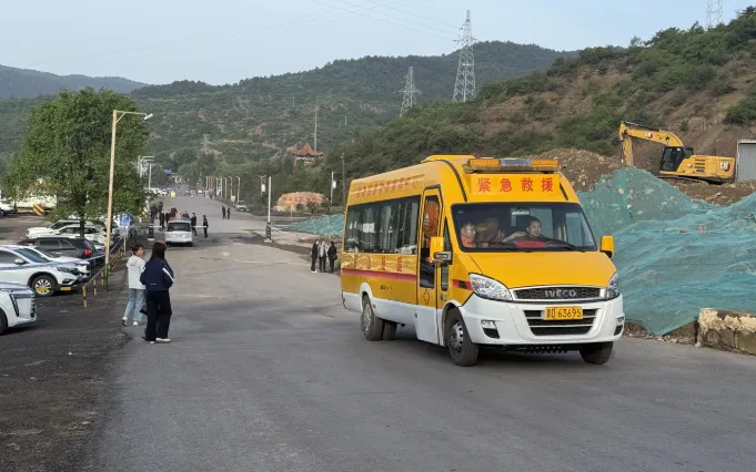 Cảnh tượng tại hiện trường cứu hộ mỏ than Lưu Thần Vũ ở huyện Tần Nguyên, thành phố Trường Trị, tỉnh Sơn Tây, miền Bắc Trung Quốc, ngày  23/5/2026 (Ảnh: Tân Hoa Xã/Yonhap)
