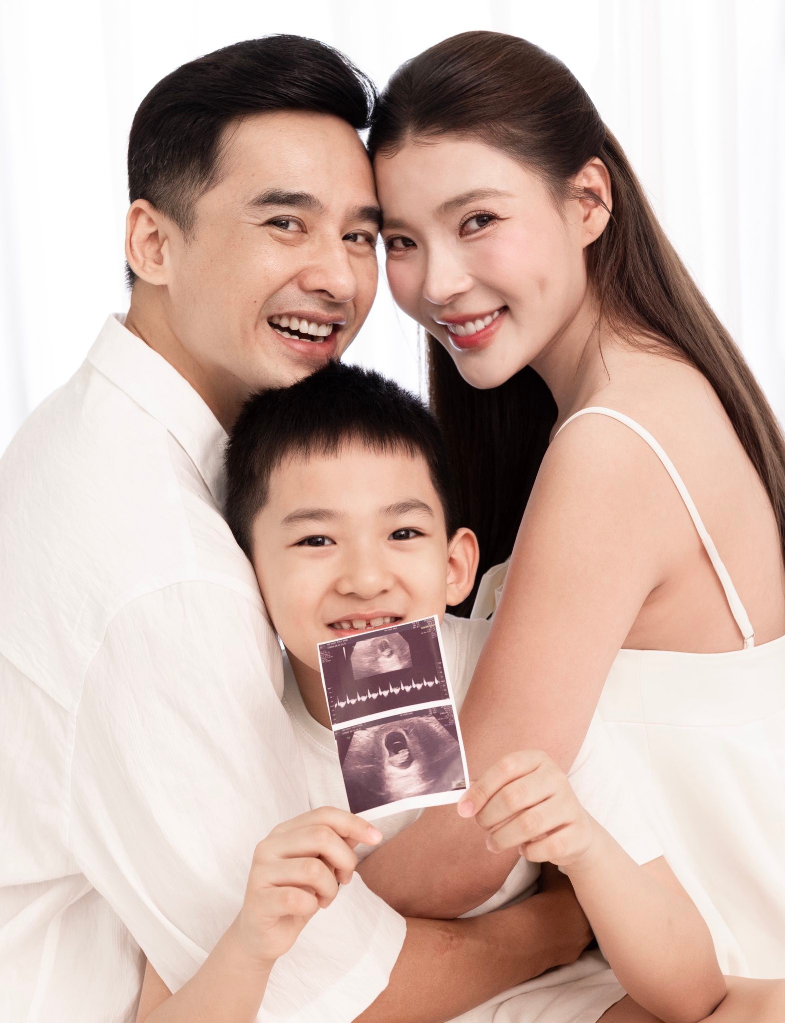 Thúy diễm hạnh phúc được chồng chăm sóc trong thời kỳ mang thai lần hai - Ảnh 7.