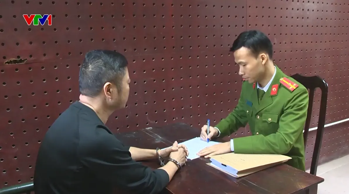 Kiềm chế cảm xúc, kiểm soát hành vi để không vi phạm pháp luật - Ảnh 1.