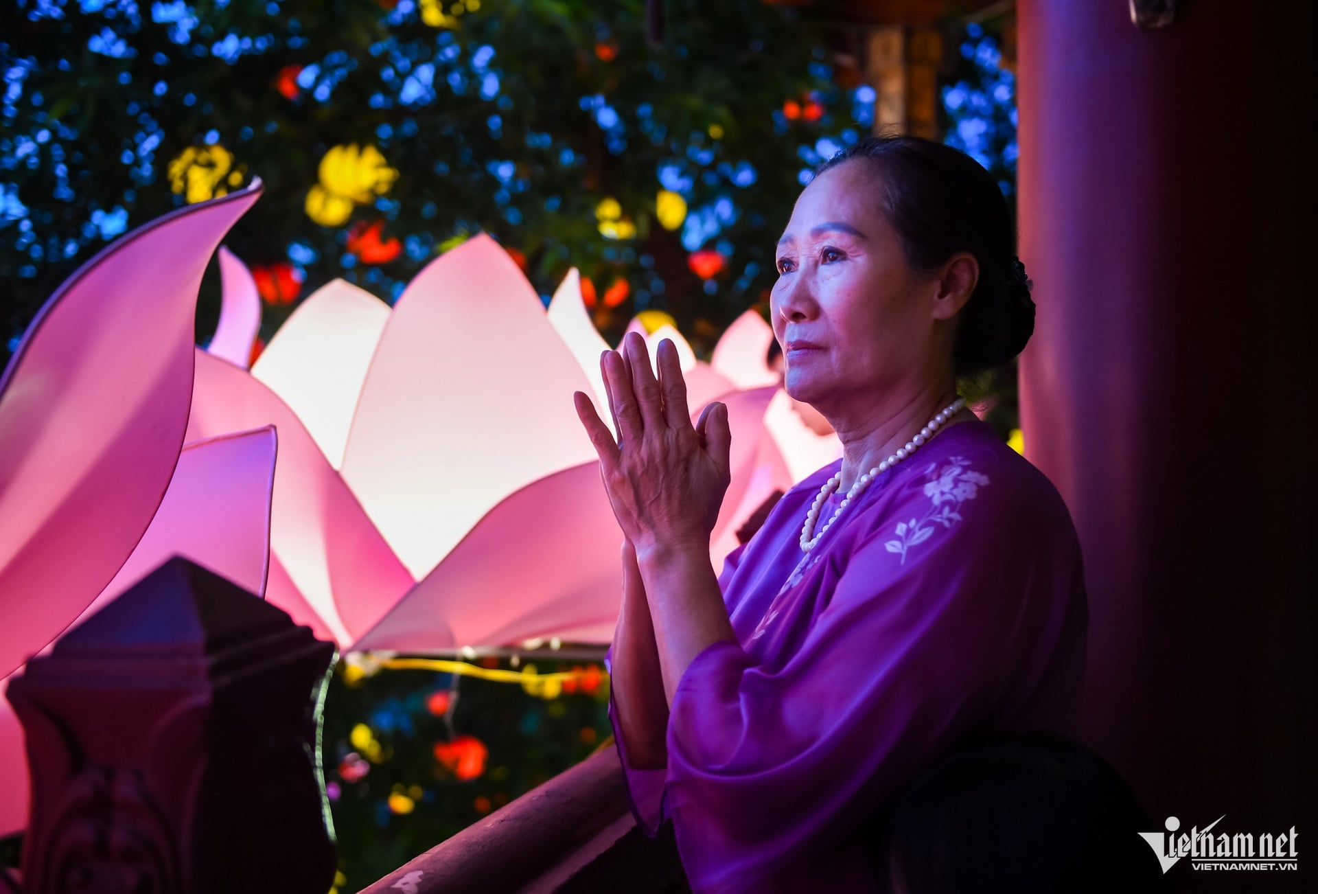 W-phật giáo, phật đản TPHCM   Nguyễn Huế 7.jpg