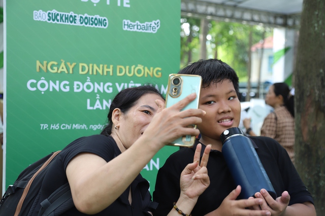 6º Dia da Nutrição Comunitária do Vietnã: Aproximando estilos de vida saudáveis das pessoas - Foto 4. Ngày Dinh dưỡng cộng đồng Việt Nam lần thứ 6: Đưa lối sống lành mạnh đến gần hơn với người dân- Ảnh 4.