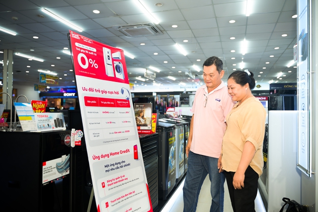 Hỗ trợ người bán lẫn người mua để thúc đẩy tiêu dùng - Ảnh 2.