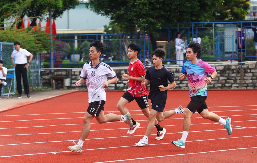 L'Université des sports et de l'éducation physique de Hô Chi Minh-Ville a organisé son deuxième concours d'entrée pour les jeunes talents - photo 3