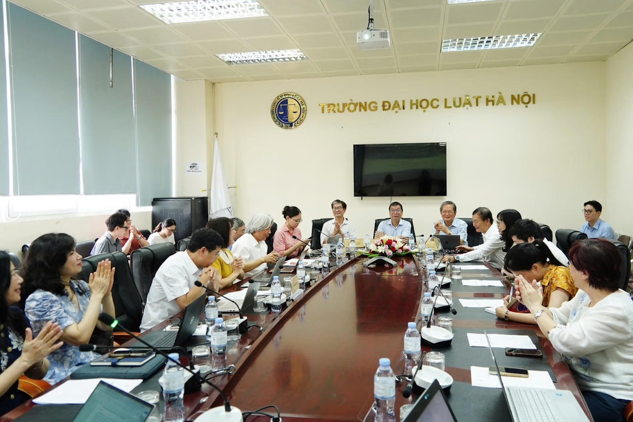 Ảnh đại diện bài viết: toàn cảnh hội nghị.