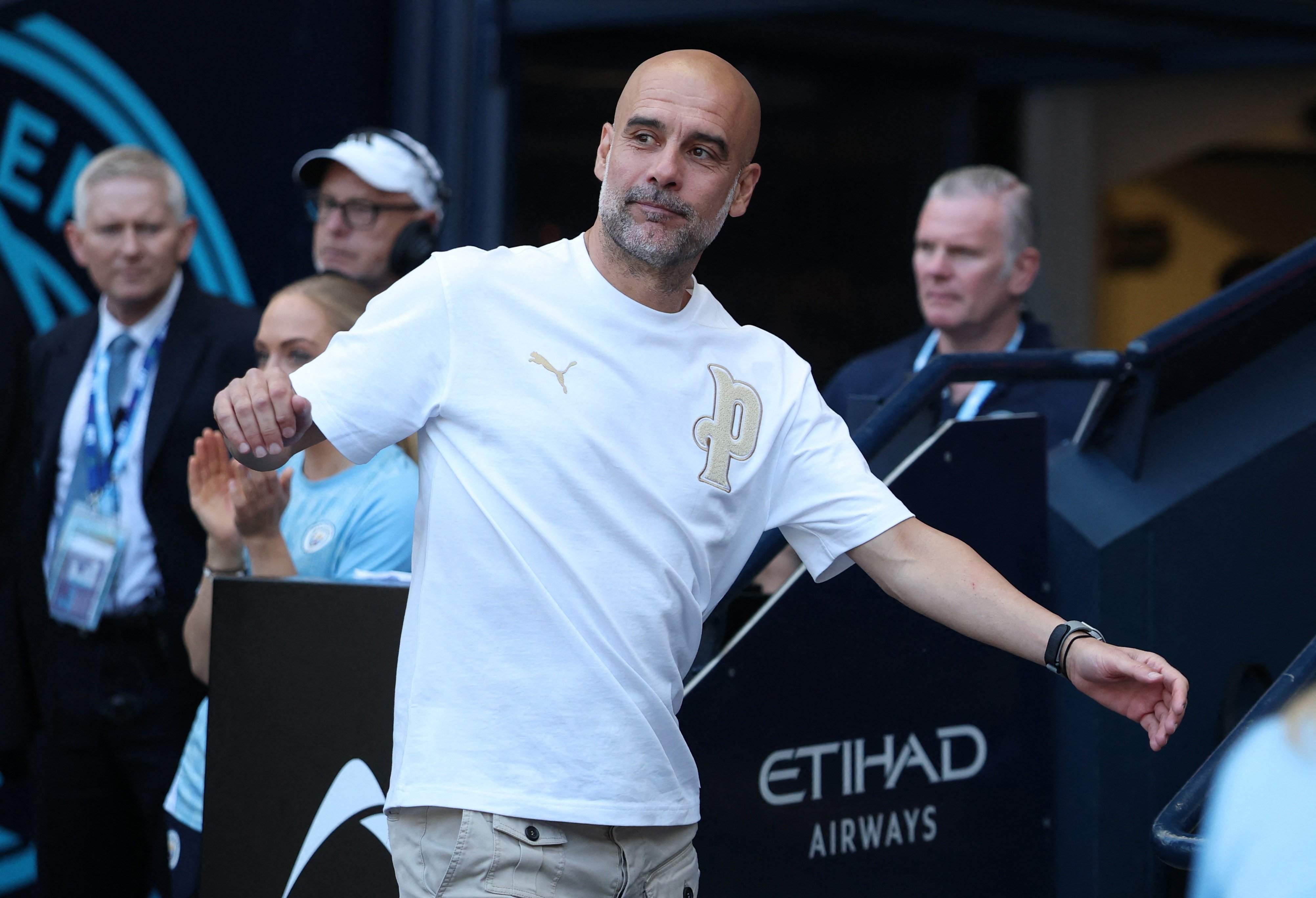 صورة بيب غوارديولا رقم 6 pep guardiola anh 6