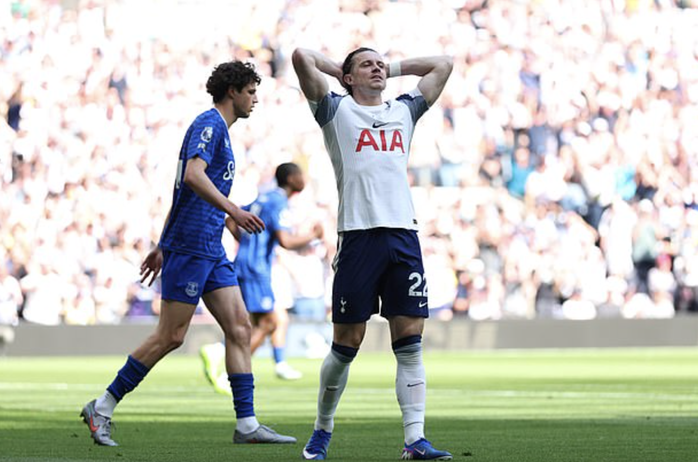 Tottenham thoát hiểm phút chót, West Ham thắng vẫn rớt hạng - Ảnh 1.