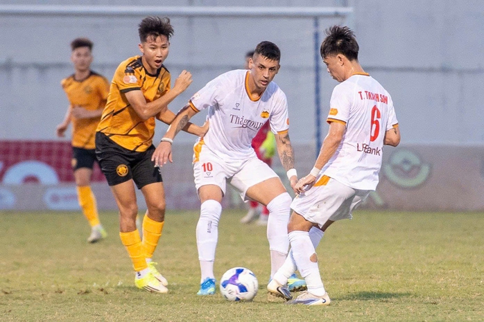 V-League hấp dẫn ở chặng nước rút - Ảnh 1.