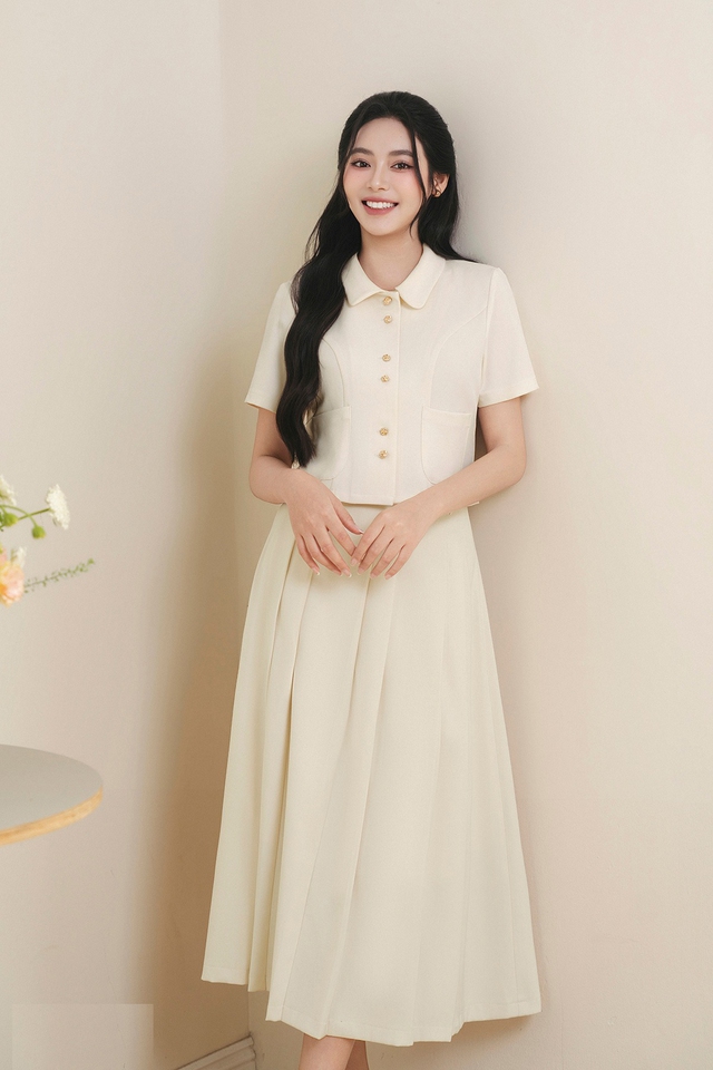 Kreieren Sie eindrucksvollere Büro-Outfits mit Faltenröcken. Phối đồ công sở ấn tượng hơn cùng chân váy xếp ly- Ảnh 4.