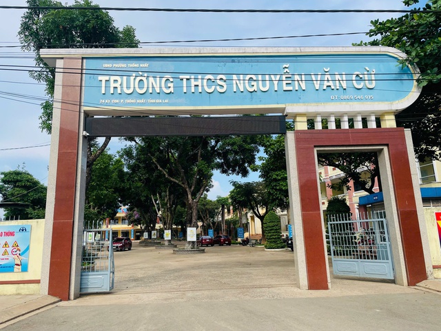 Học sinh dùng rìu đánh bạn học ngay trong giờ học - Ảnh 1.
