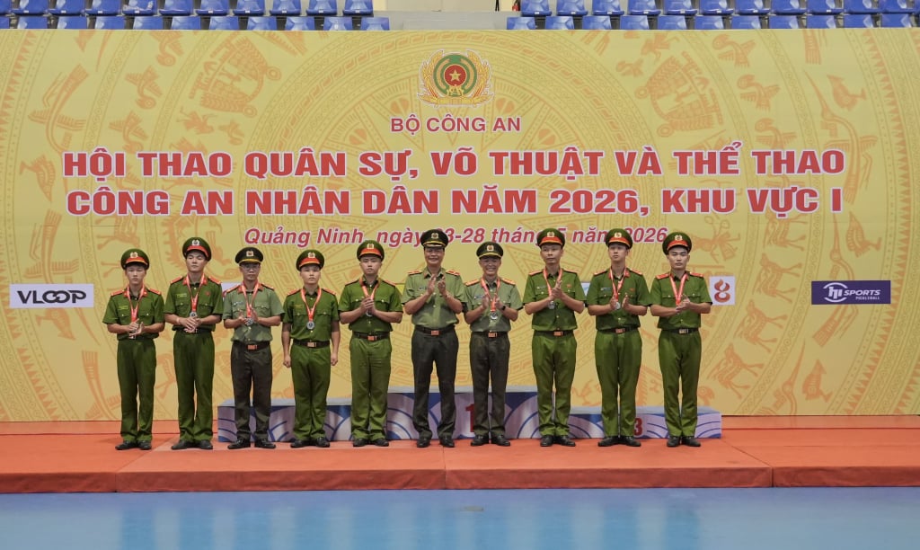 Die drei zweiten Preise gingen an die Provinzpolizei Cao Bang, die Stadtpolizei Hanoi und die Provinzpolizei Tuyen Quang.