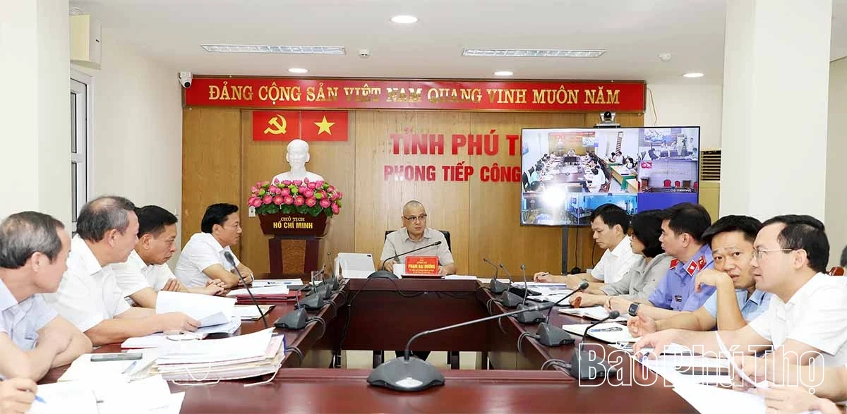 Le secrétaire provincial du parti, Pham Dai Duong, a présidé la séance d'accueil des citoyens en mai.