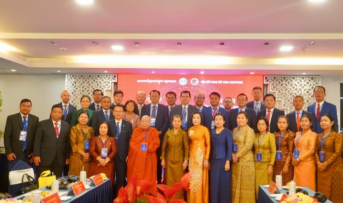 Vun đắp tình hữu nghị Việt Nam - Campuchia - Ảnh 9.