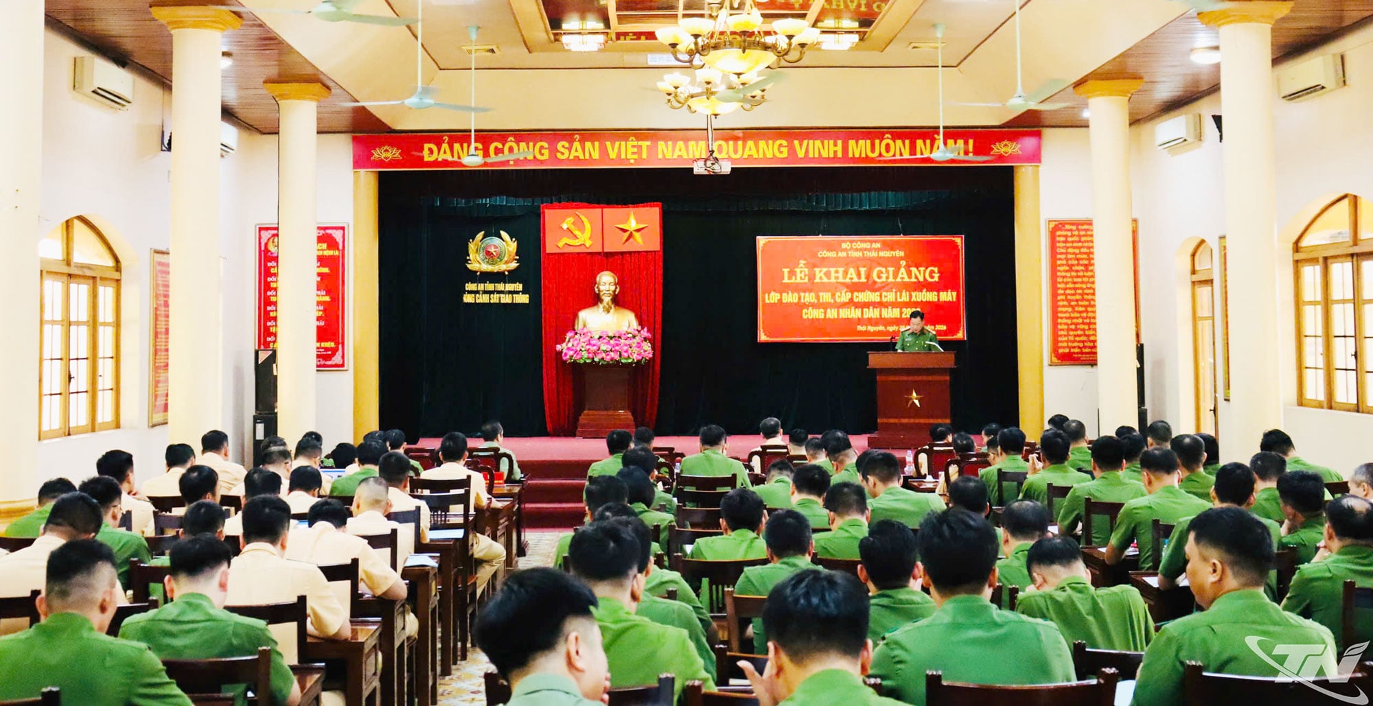 Cán bộ, chiến sĩ công an được trang bị đầy đủ&nbsp;kỹ năng, nâng cao&nbsp;nhận thức, bản lĩnh thực hiện nhiệm vụ.