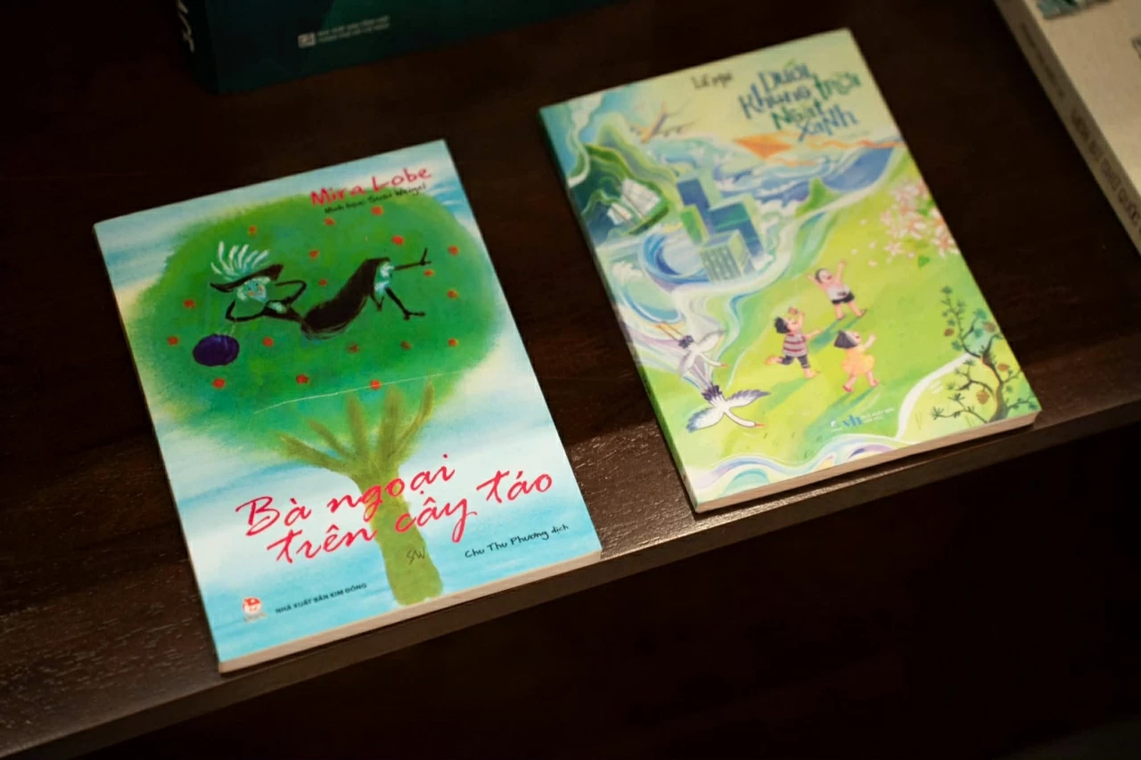 صفحه ۱۲، شماره ۱۳: ایجاد یک پل ادبی بین ویتنام و اتریش. 12p.số 13: Xây dựng nhịp cầu văn học Việt Nam-Áo