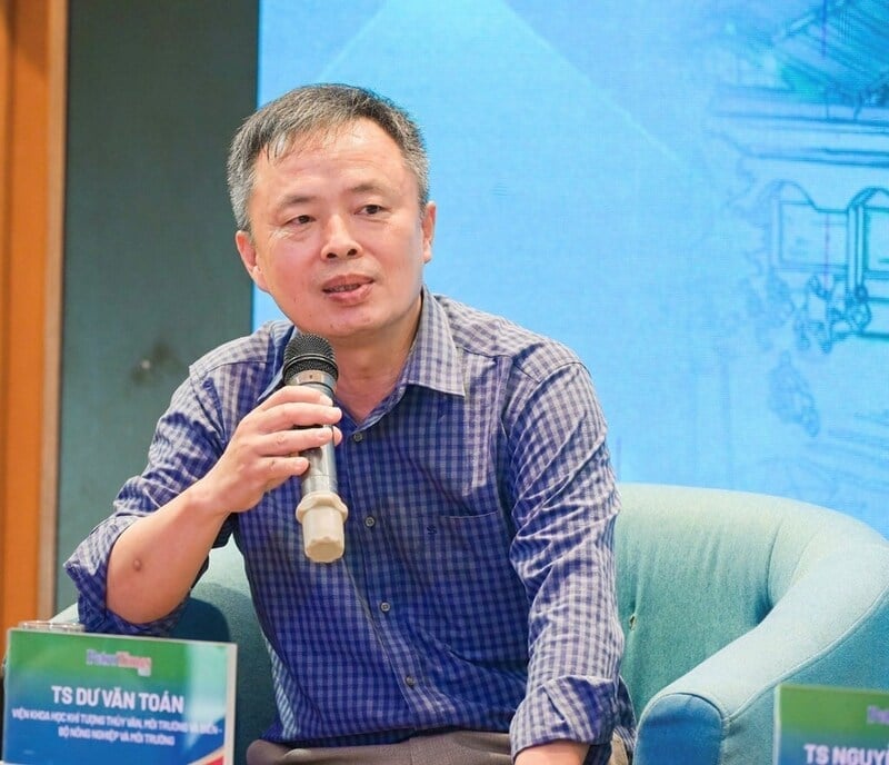 Theo TS. Dư Văn Toán, Luật Tài nguyên, môi trường biển và hải đảo sửa đổi cần xây dựng cơ chế ưu đãi đặc thù cho các dự án năng lượng tái tạo biển, như miễn hoặc giảm phí sử dụng khu vực biển trong những năm đầu, hỗ trợ tín chỉ carbon và cho phép tham gia thị trường carbon trong nước cũng như quốc tế. Ảnh: Thái Bình.