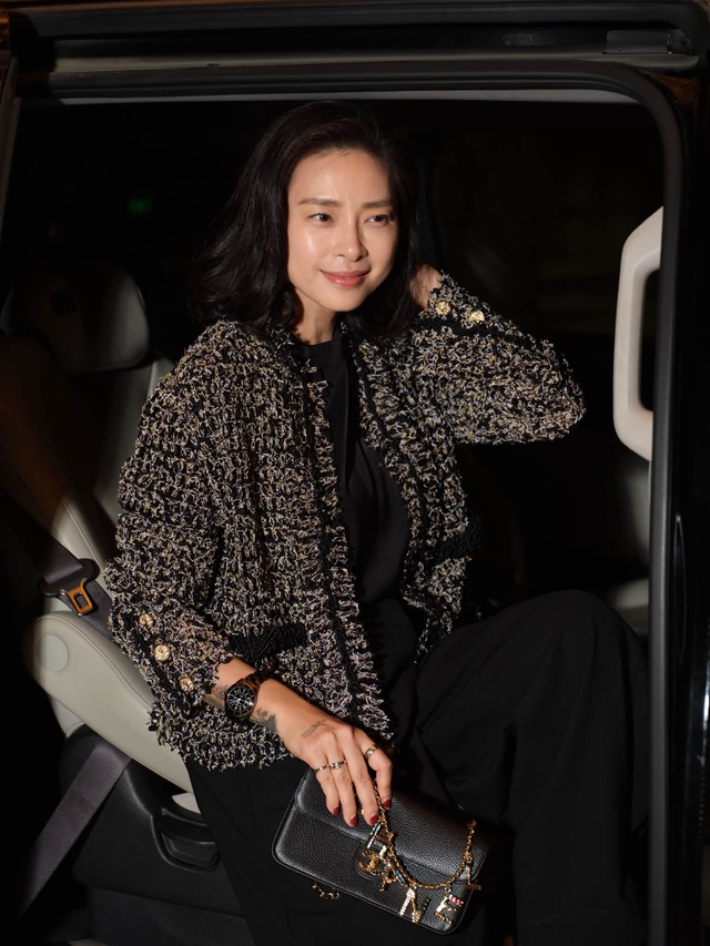 Ngô Thanh Vân được Chanel chăm sóc đặc biệt - Ảnh 4.