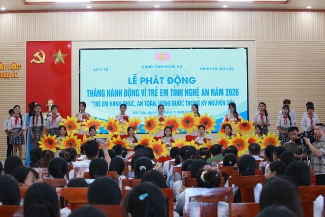 Trẻ em cần được bảo vệ cả ngoài đời thực lẫn trên không gian mạng- Ảnh 7.