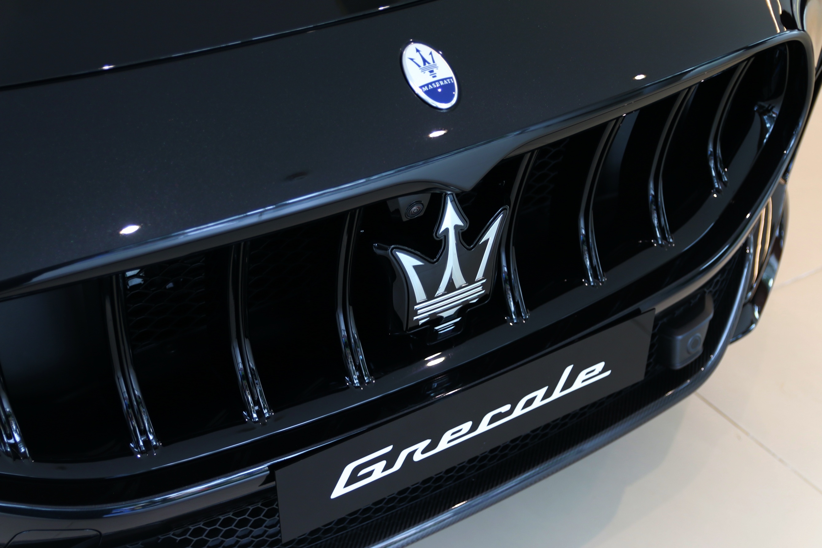 รูปภาพมาเซราติ 1 Maserati anh 1
