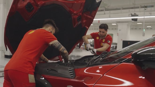 Ferrari ra mắt mẫu xe điện trang bị công nghệ cao cấp - Ảnh 3.