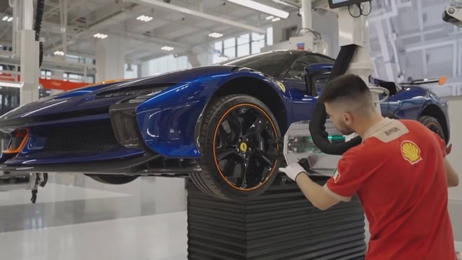 Ferrari ra mắt mẫu xe điện trang bị công nghệ cao cấp - Ảnh 5.